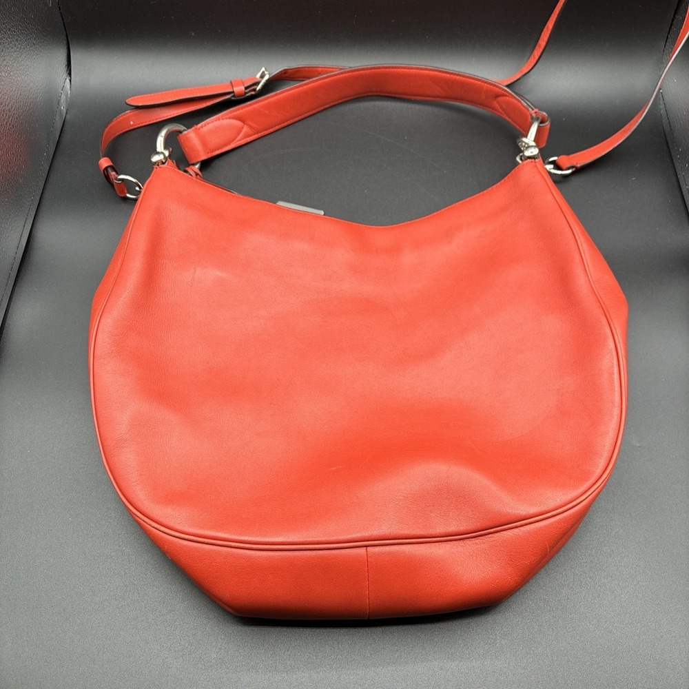 Coach Nomad Hobo Bag Purse Glove tanned Leather Red Crossbody Bag - Picture 8 of 16